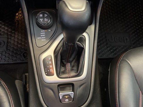 Used 2014 Jeep Cherokee Trailhawk w/ Comfort/Convenience Group image 34