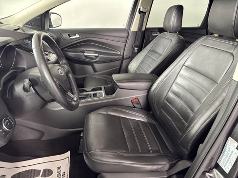 Used 2018 Ford Escape Titanium image 15