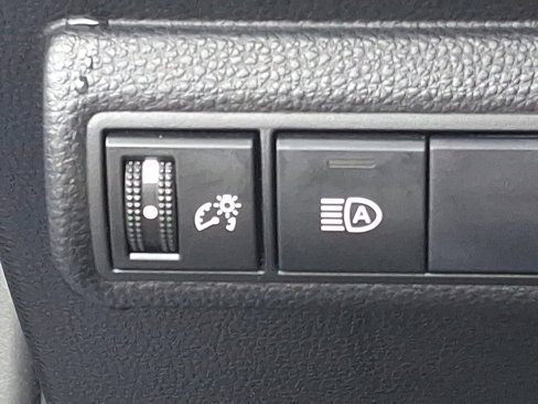 Used 2021 Toyota Corolla LE w/ Carpet Mat Package (TMS) image 24