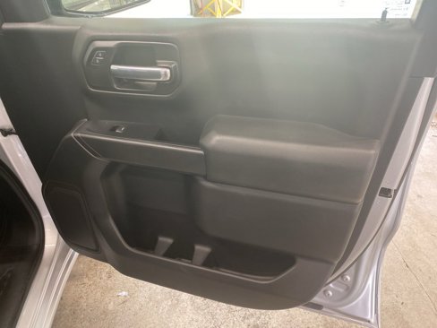 Used 2021 Chevrolet Silverado 1500 Custom image 23