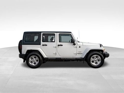 Used 2015 Jeep Wrangler Unlimited Sahara w/ Trailer Tow Group image 12
