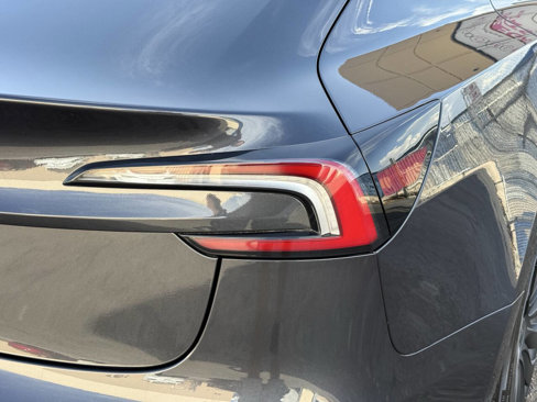 Used 2025 Tesla Model 3 Long Range image 38