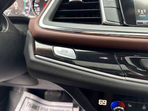 Used 2018 Buick Enclave Avenir image 36