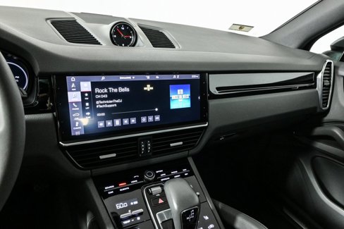 Certified 2020 Porsche Cayenne image 13