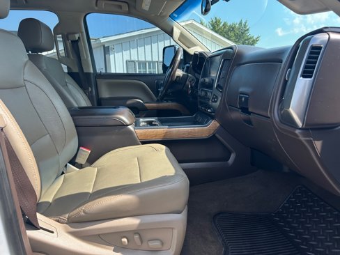 Used 2018 Chevrolet Silverado 2500 LTZ w/ Duramax Plus Package image 11