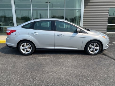 Used 2014 Ford Focus SE image 4