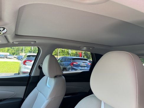 Used 2025 Hyundai Tucson Limited image 23