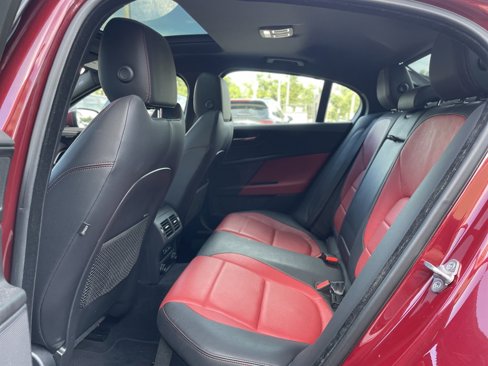 Used 2017 Jaguar XE R-Sport image 23