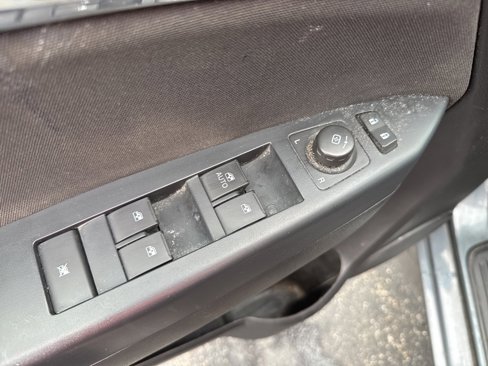 Used 2013 Chevrolet Captiva Sport LT image 13