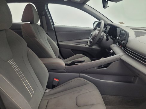 Used 2022 Hyundai Elantra SEL w/ Cargo Package image 21