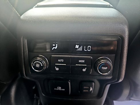 Used 2017 GMC Acadia Denali w/ Technology Package image 15