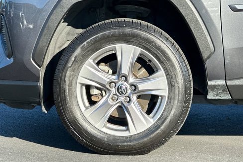 Certified 2022 Toyota RAV4 XLE image 37