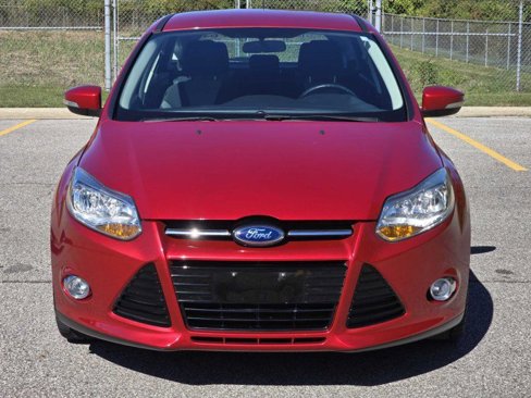 Used 2012 Ford Focus SE w/ SE Sport Pkg image 15