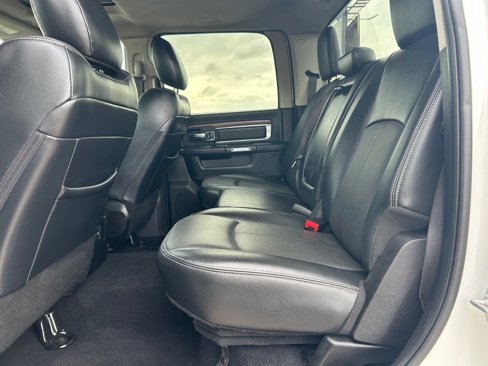 Used 2018 RAM 2500 Laramie image 15