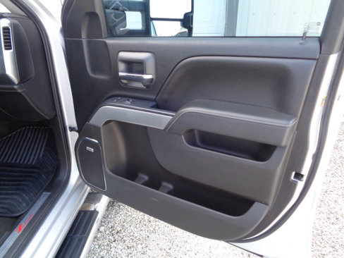 Used 2016 Chevrolet Silverado 2500 LTZ w/ Duramax Plus Package image 88