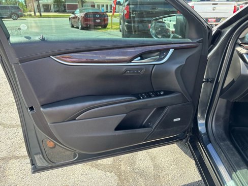 Used 2017 Cadillac XTS Luxury image 19
