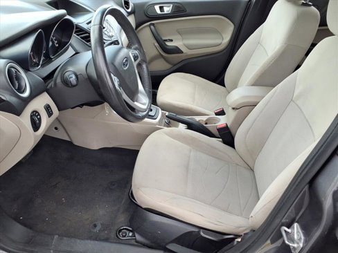 Used 2014 Ford Fiesta SE image 11