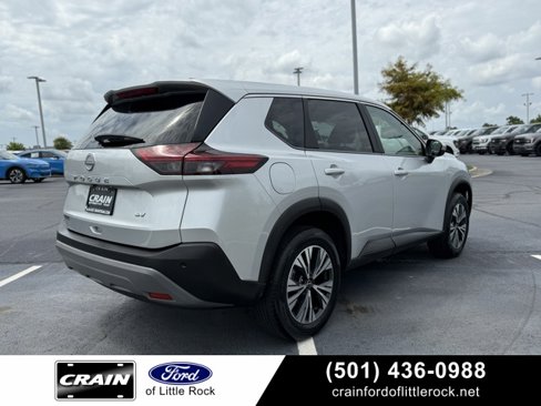 Used 2023 Nissan Rogue SV image 8