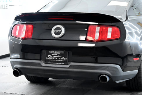 Used 2010 Ford Mustang GT image 15