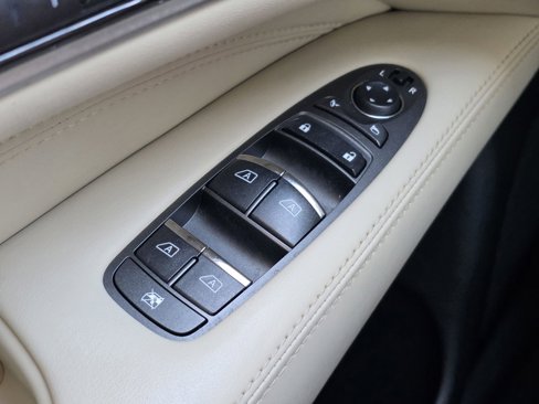 Used 2019 INFINITI QX60 Luxe w/ Essential Package image 32