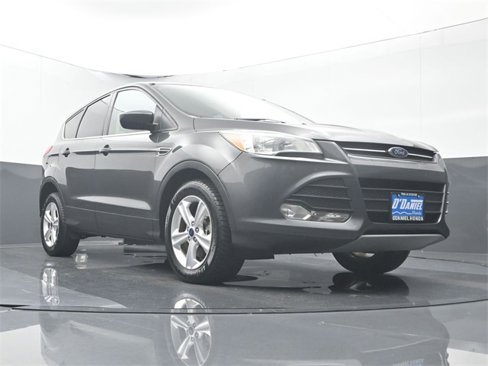 Used 2015 Ford Escape SE image 13
