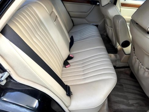 Used 1992 Mercedes-Benz 300 E 2.6 image 28