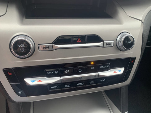 Used 2023 Ford Explorer XLT image 21