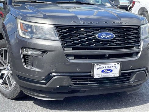 Used 2019 Ford Explorer Sport w/ Equipment Group 401A image 2