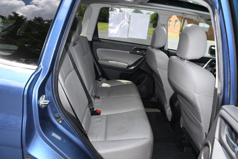 Used 2015 Subaru Forester 2.5i Touring w/ Eyesight & Navigation System image 20