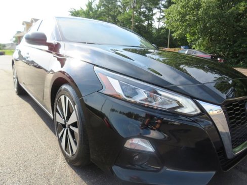 Used 2019 Nissan Altima 2.5 SV image 9