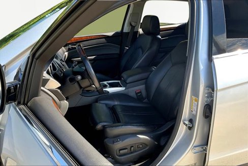 Used 2011 Cadillac SRX Luxury image 15