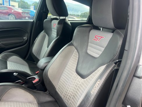 Used 2016 Ford Fiesta ST w/ ST Recaro Package image 13