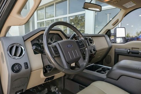 Used 2011 Ford F250 Lariat w/ Lariat Interior Pkg image 23