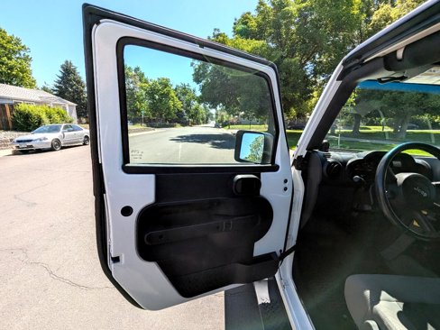 Used 2009 Jeep Wrangler X image 12