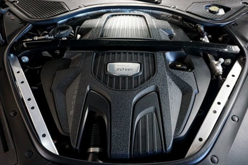 Used 2018 Porsche Panamera image 58
