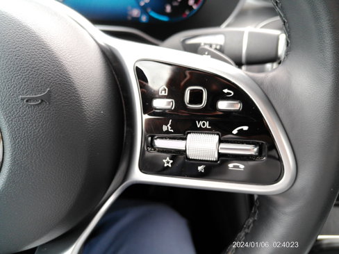 Certified 2022 Mercedes-Benz GLC 300 4MATIC image 31