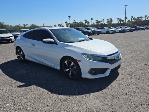 Used 2016 Honda Civic Touring image 3