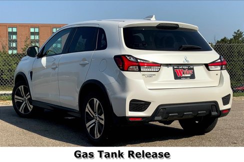 Used 2020 Mitsubishi Outlander Sport SE image 11