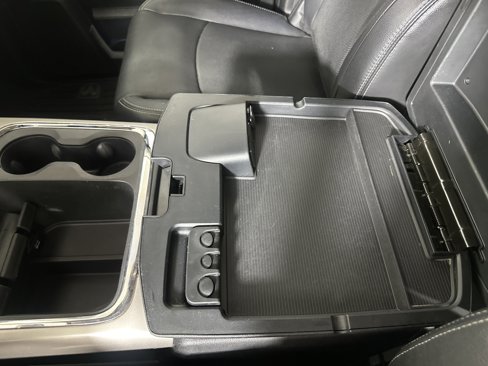Used 2017 RAM 1500 Laramie image 19