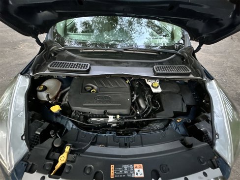 Used 2018 Ford Escape SE image 14
