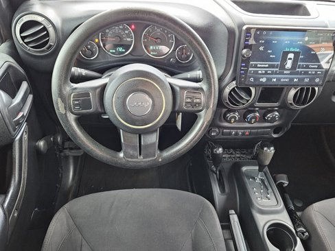 Used 2014 Jeep Wrangler Unlimited Sport image 5