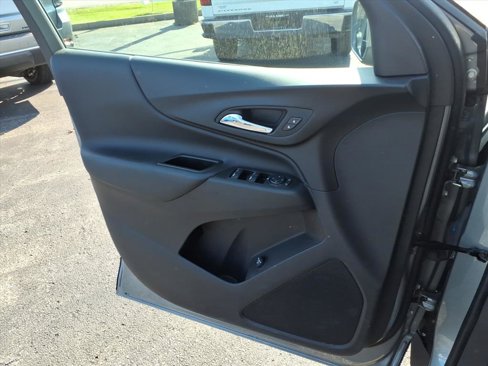 Used 2024 Chevrolet Equinox LT w/ LPO, Floor Liner Package image 11