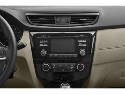 Used 2017 Nissan Rogue SV image 13