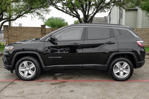 Used 2022 Jeep Compass Latitude image 20