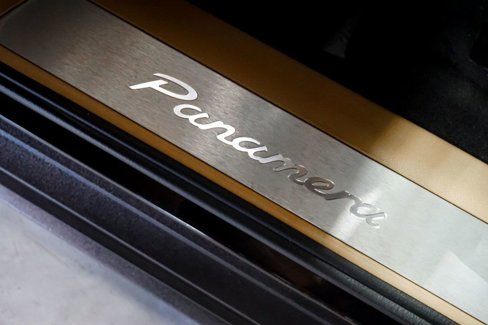 Used 2018 Porsche Panamera image 66