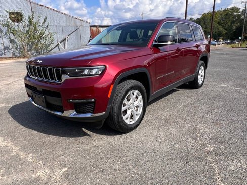 Used 2023 Jeep Grand Cherokee L Limited image 3