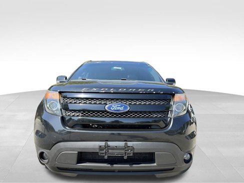 Used 2015 Ford Explorer Sport w/ Equipment Group 401A image 3