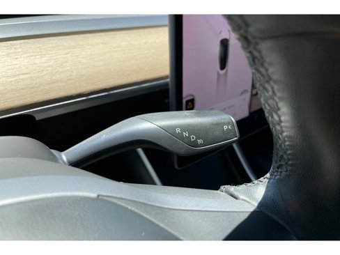 Used 2020 Tesla Model 3 Standard Range image 28