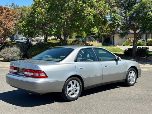 Used 2001 Lexus ES 330 image 5
