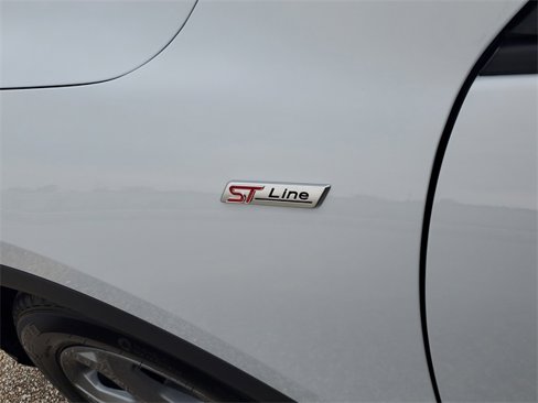 New 2025 Ford Escape ST-Line image 8